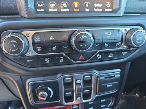 Used 2020 Jeep Gladiator Rubicon image 21