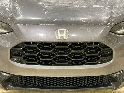 Used 2024 Honda HR-V EX-L image 3