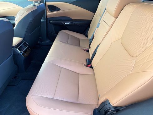 Used 2024 Lexus RX 350 Premium w/ Accessory Package (Z1) FWD image 28