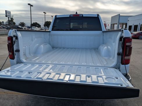 Used 2021 RAM 1500 Laramie AWD/4WD image 22