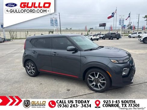 Used 2021 Kia Soul GT-Line FWD image 2