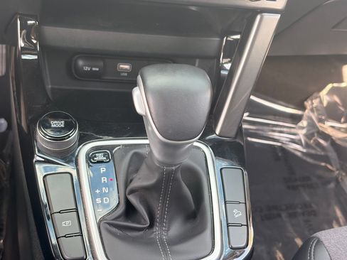 Used 2025 Kia Seltos S FWD image 27