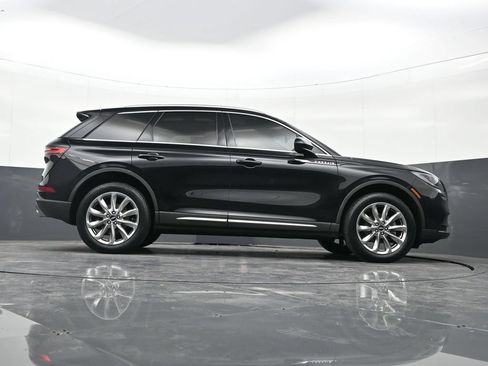 Used 2022 Lincoln Corsair AWD w/ Premium Package image 33