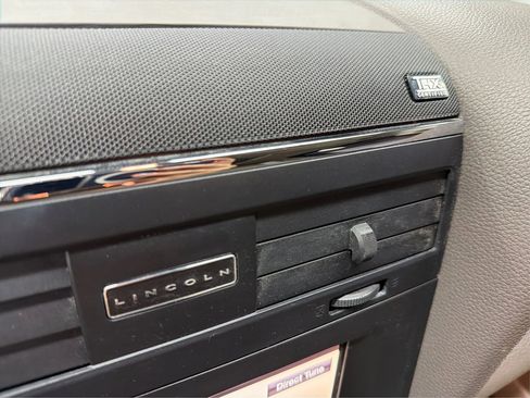 Used 2016 Lincoln Navigator L Select image 28