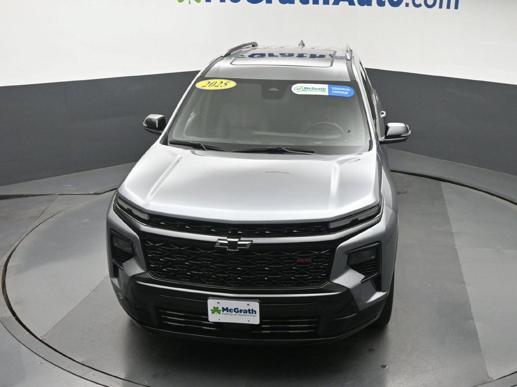 Used 2025 Chevrolet Traverse RS w/ LPO, Floor Liner Package AWD/4WD image 28
