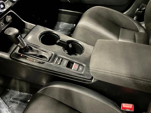 Used 2022 Honda Civic Sport image 18