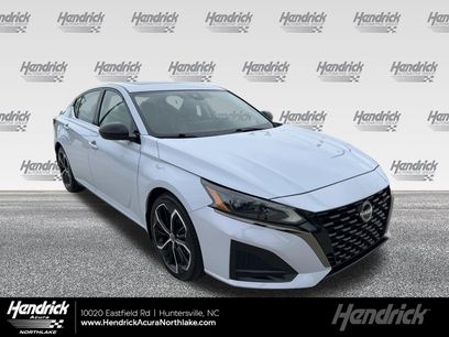 Used 2023 Nissan Altima 2.5 SR w/ SR Premium Package