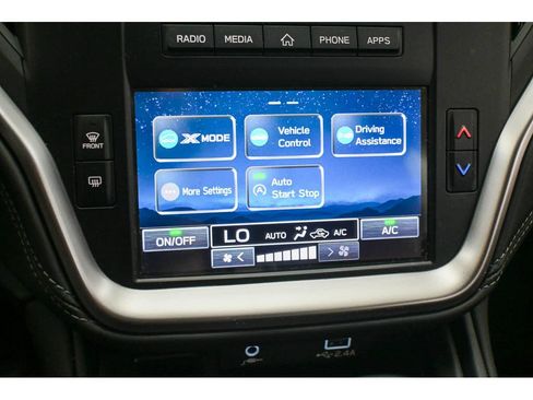 Used 2024 Subaru Outback AWD/4WD image 39
