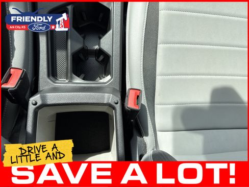 Used 2023 Volkswagen Taos SE AWD/4WD image 34