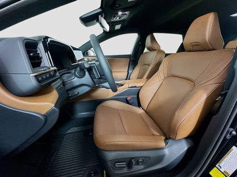 New 2026 Toyota Crown Signia AWD/4WD image 17