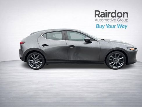 Used 2023 MAZDA MAZDA3 s FWD image 8
