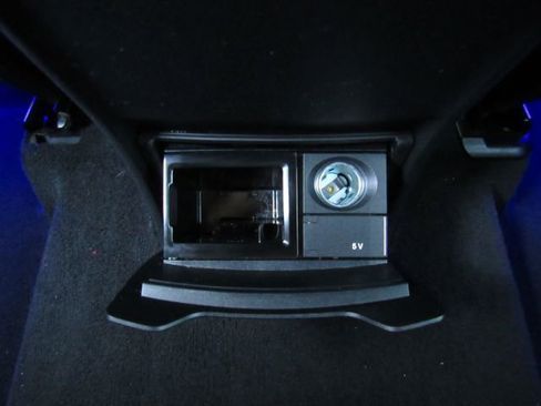 Used 2021 Mercedes-Benz G 550 image 32