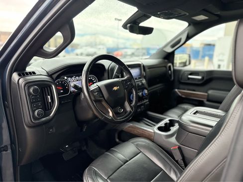 Used 2019 Chevrolet Silverado 1500 High Country w/ Technology Package image 11