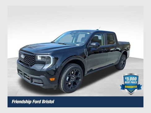 New 2026 Ford Maverick Lariat w/ Black Appearance Package AWD/4WD image 1