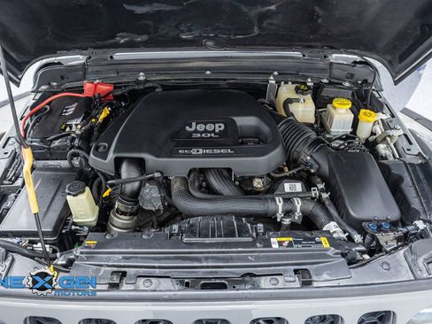 Used 2021 Jeep Gladiator Rubicon image 50