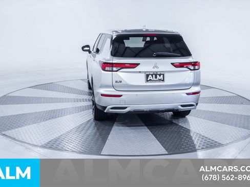 Used 2024 Mitsubishi Outlander SE FWD image 8