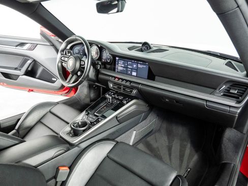 Used 2020 Porsche 911 Carrera 4S w/ Sport Package AWD/4WD image 19
