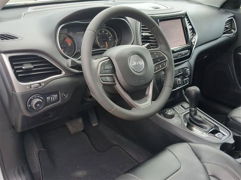 Used 2022 Jeep Cherokee Limited image 14