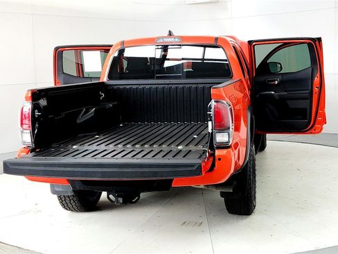 Used 2023 Toyota Tacoma TRD Pro AWD/4WD image 11
