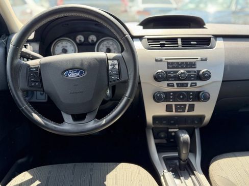 Used 2008 Ford Focus SE FWD image 5