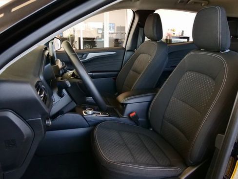 Used 2023 Ford Escape Active image 10