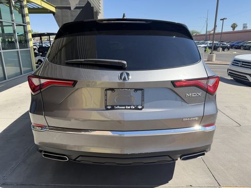 Used 2024 Acura MDX SH-AWD image 13