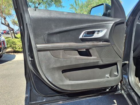 Used 2017 Chevrolet Equinox LT w/ Driver Confidence Package II FWD image 20