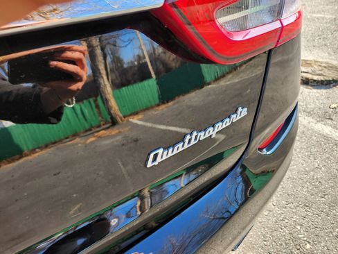 Used 2014 Maserati Quattroporte GTS image 15