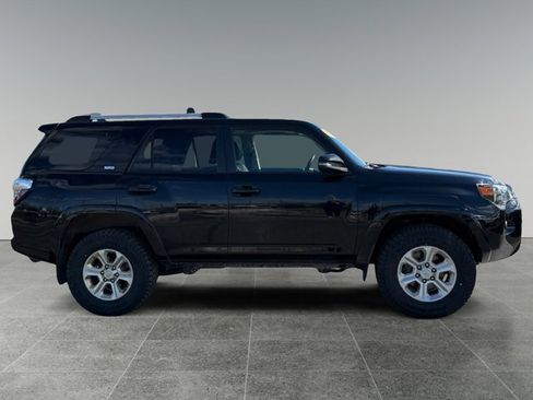 Used 2020 Toyota 4Runner SR5 Premium w/ Moonroof Package image 6