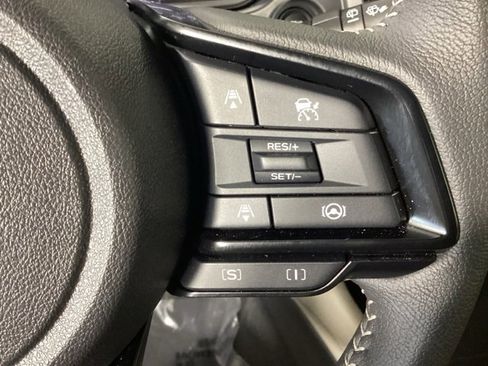 Certified 2025 Subaru Forester Premium w/ Protection Package image 28