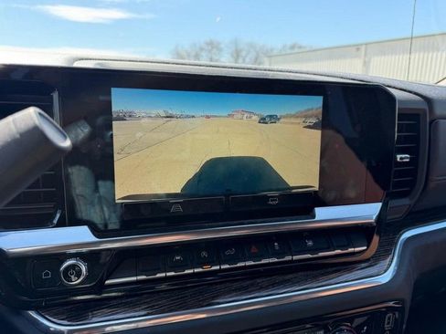 Used 2023 GMC Sierra 1500 Elevation w/ LPO, Elevation Black Package image 18