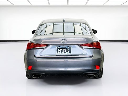 Used 2019 Lexus IS 300 w/ Accessory Package RWD image 5