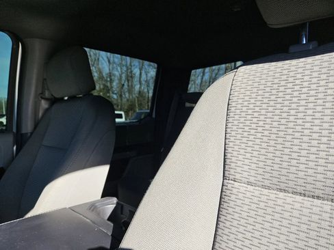 Used 2018 Ford F150 XLT w/ Equipment Group 302A Luxury image 8