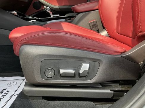 Used 2022 BMW X3 sDrive30i w/ M Sport Package 2 RWD image 14