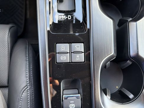 New 2026 Subaru Outback Touring AWD/4WD image 34