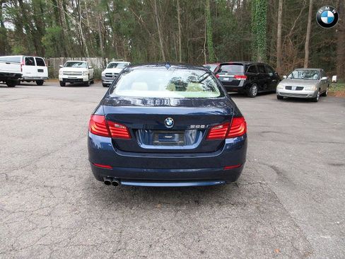 Used 2011 BMW 528i Sedan image 6