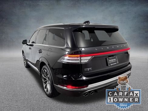 Certified 2025 Lincoln Aviator Reserve AWD/4WD image 5