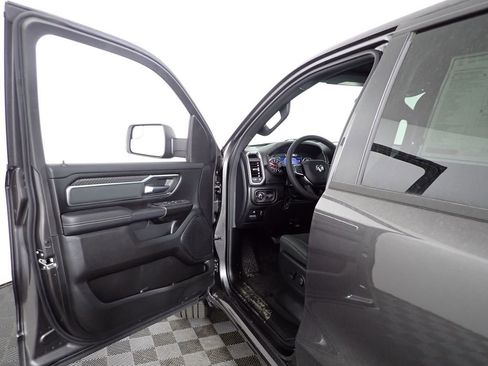 New 2026 RAM 1500 4x4 Crew Cab image 19