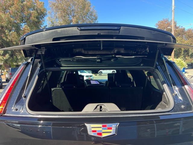 Used 2024 Cadillac Escalade ESV V w/ Heavy-Duty Trailer Package AWD/4WD image 26