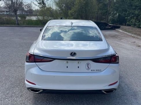 Used 2023 Lexus ES 350 w/ Premium Package image 3
