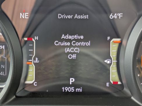 Used 2024 Jeep Gladiator Sport image 32