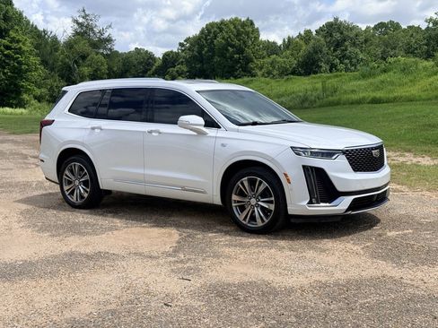 Used 2021 Cadillac XT6 Premium Luxury w/ Platinum Package AWD/4WD image 7