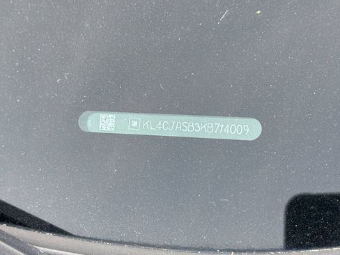 Used 2019 Buick Encore Preferred w/ Safety Package FWD image 3