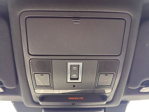 Used 2019 Land Rover Discovery Sport HSE image 20