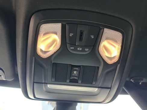 Used 2022 RAM 1500 Big Horn w/ Trailer Tow Group image 18