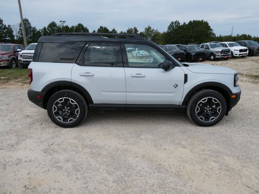 New 2026 Ford Bronco Sport Outer Banks w/ Outer Banks Tech Package+ AWD/4WD image 4