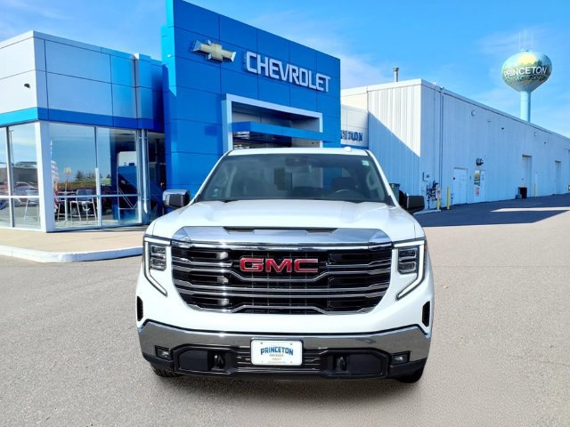 Used 2026 GMC Sierra 1500 SLT AWD/4WD image 8