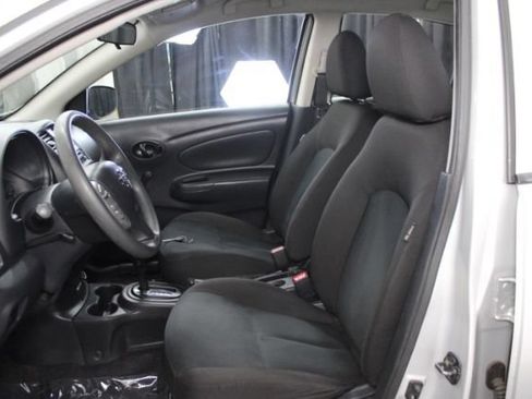 Used 2018 Nissan Versa S Plus FWD image 9