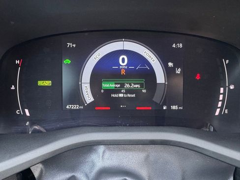 Used 2025 Toyota Camry SE image 25