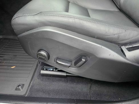 Certified 2025 Volvo XC60 B5 Core w/ Protection Package Premier image 27